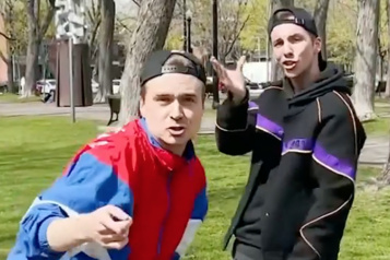 Arnaud Soly et Pier-Luc Funk se prennent pour Justin Bieber)