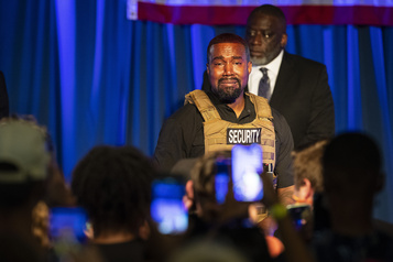 Kanye West prononce un discours antiavortement pour son premier rassemblement)