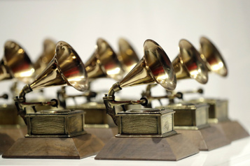 Prix Grammy Les comités de sélection des nominations abolis)