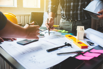 Rénovation par un entrepreneur Partir du bon pied)