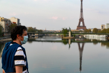 Confinés, les Français pensent qu’on leur ment