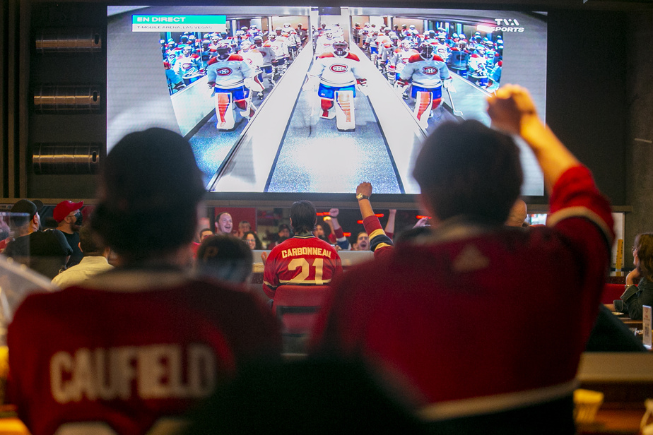 L’excitation était à son comble au début du match… 