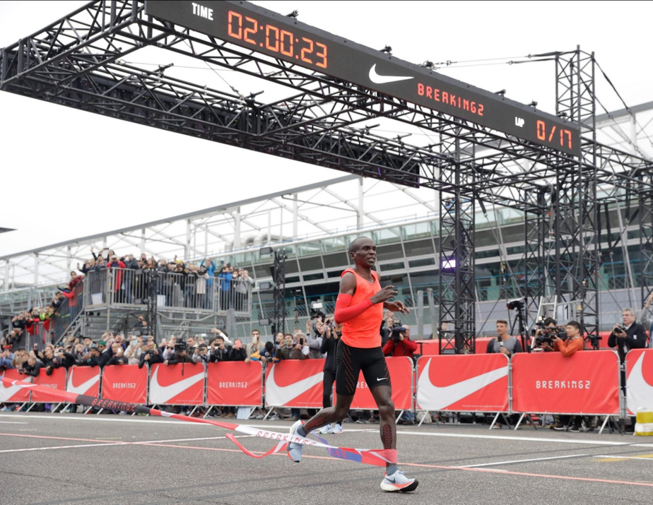 Eliud Kipchoge: le Kényan prêt pour son incroyable défi ! Eliud Kipchoge: le Kényan prêt pour son incroyable défi !