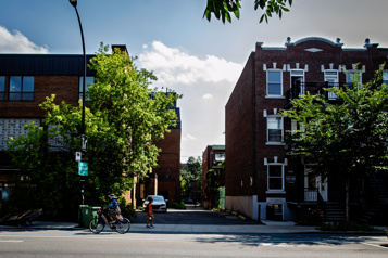 Ancien hôpital chinois de Villeray Les prétentions d’un voisin paralysent la construction