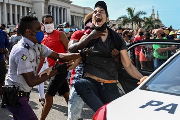 Manifestations à Cuba Plus de 700 manifestants poursuivis, 172 autres déjà condamnés