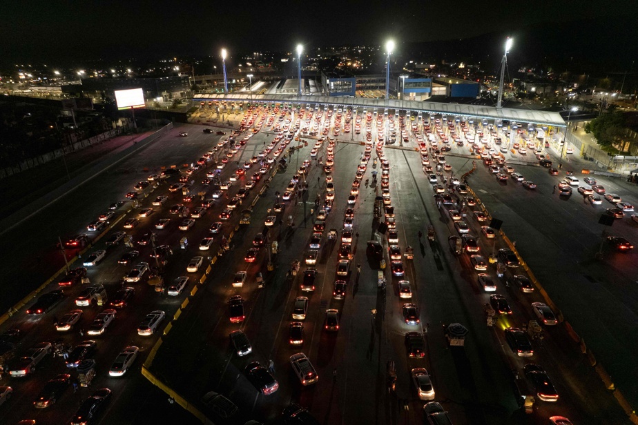 U.S. borders reopened for vaccinated passengers