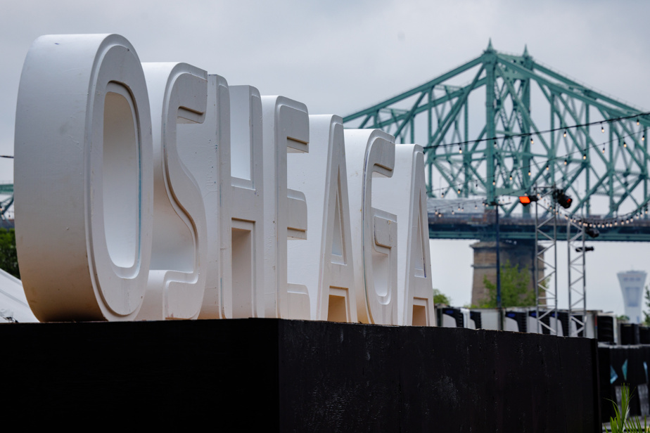 À la veille du festival Osheaga, les derniers préparatifs étaient en cours au parc Jean-Drapeau, ont pu constater notre journaliste et notre photographe.