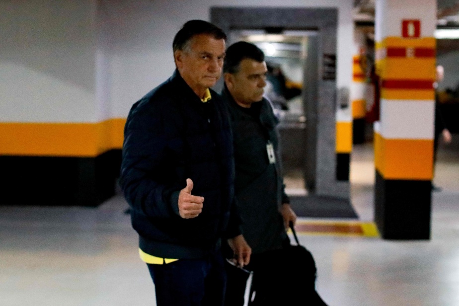 Brésil | Les avocats de Bolsonaro affirment qu’il n’a pas enfreint une ordonnance judiciaire