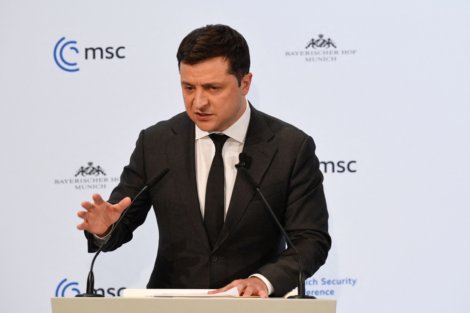 Ukrayna’da Gerginlik |  Zelensky, Occident à Soutenir «bouclier» ukrayna’ya hitap ediyor