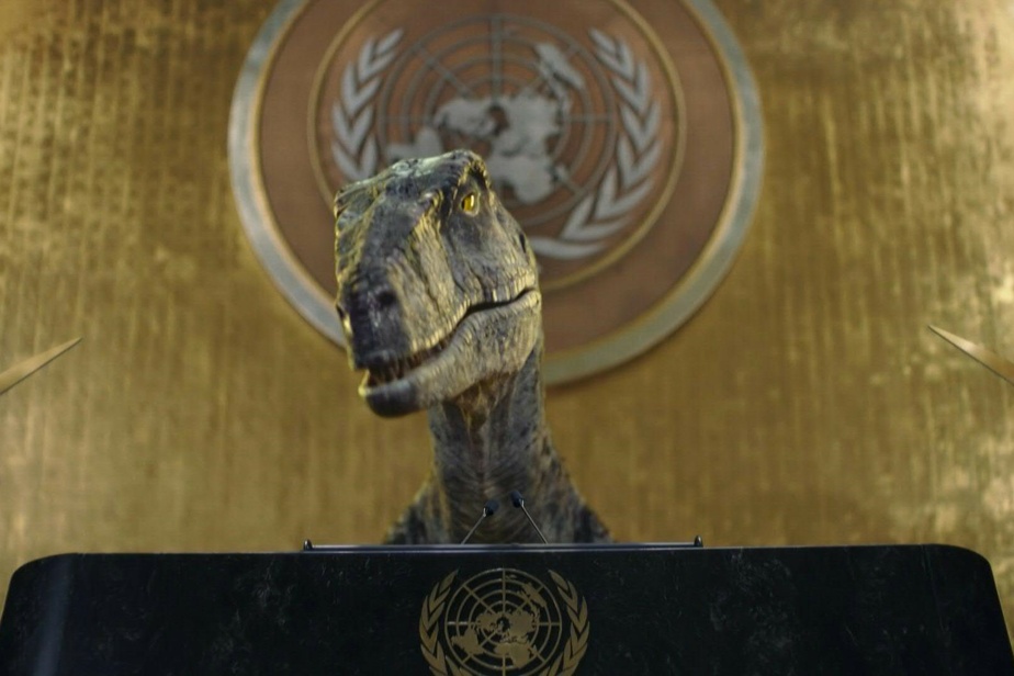 UN General Assembly |  Dinosaur warns humans about climate change