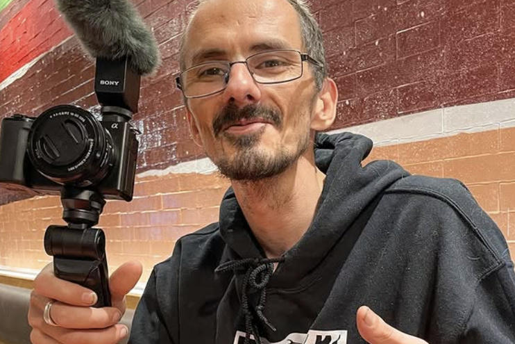 Streamer meurt en direct : enquête sur la plateforme Kick