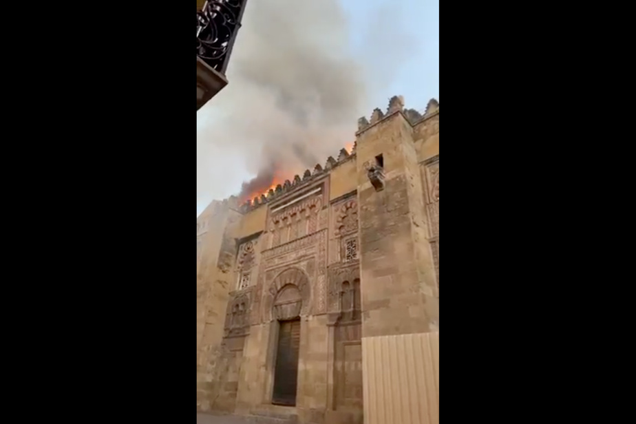 Incendie à la mosquée-cathédrale de Cordoue : Événement choquant